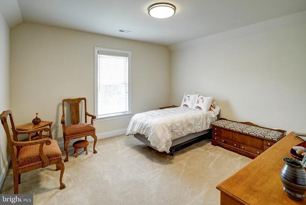 12400 EUSTACE DR, BUMPASS, Virginia 23024, 5 Bedrooms Bedrooms, ,4 BathroomsBathrooms,Residential,12400 EUSTACE DR,VASP2032956 MLS # VASP2032956