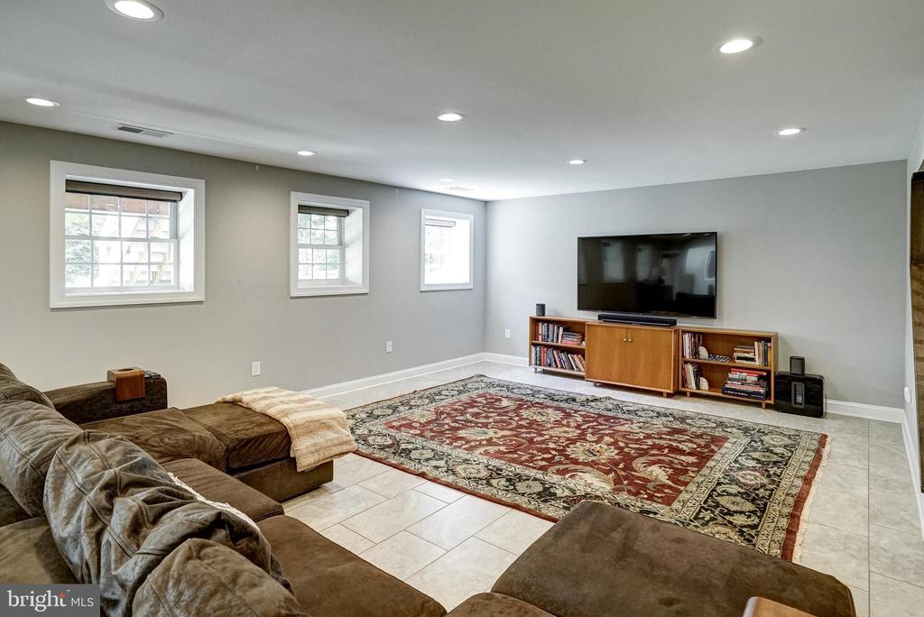 12400 EUSTACE DR, BUMPASS, Virginia 23024, 5 Bedrooms Bedrooms, ,4 BathroomsBathrooms,Residential,12400 EUSTACE DR,VASP2032956 MLS # VASP2032956