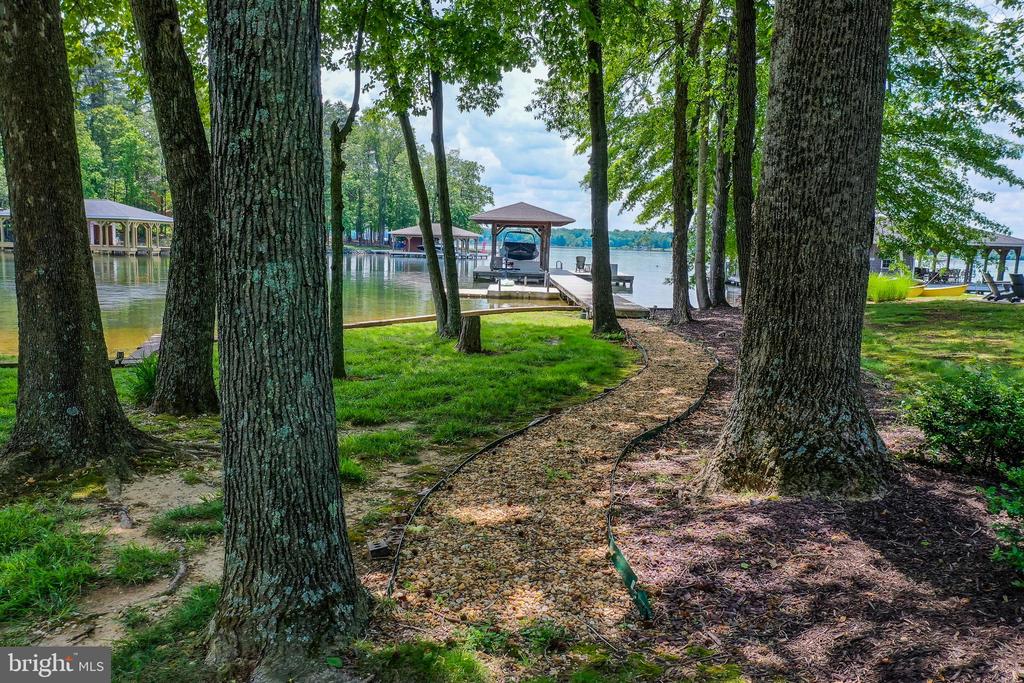 12400 EUSTACE DR, BUMPASS, Virginia 23024, 5 Bedrooms Bedrooms, ,4 BathroomsBathrooms,Residential,12400 EUSTACE DR,VASP2032956 MLS # VASP2032956