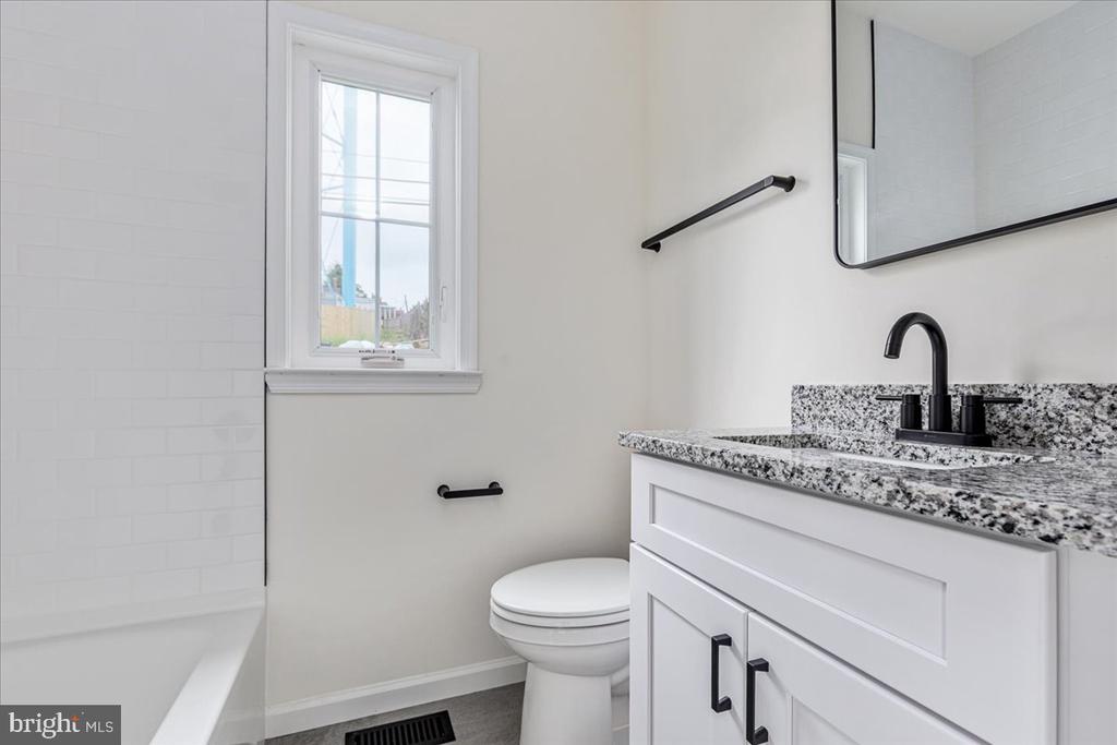 67 HORNER ST, WARRENTON, Virginia 20186, 3 Bedrooms Bedrooms, ,3 BathroomsBathrooms,Residential,67 HORNER ST,VAFQ2016202 MLS # VAFQ2016202