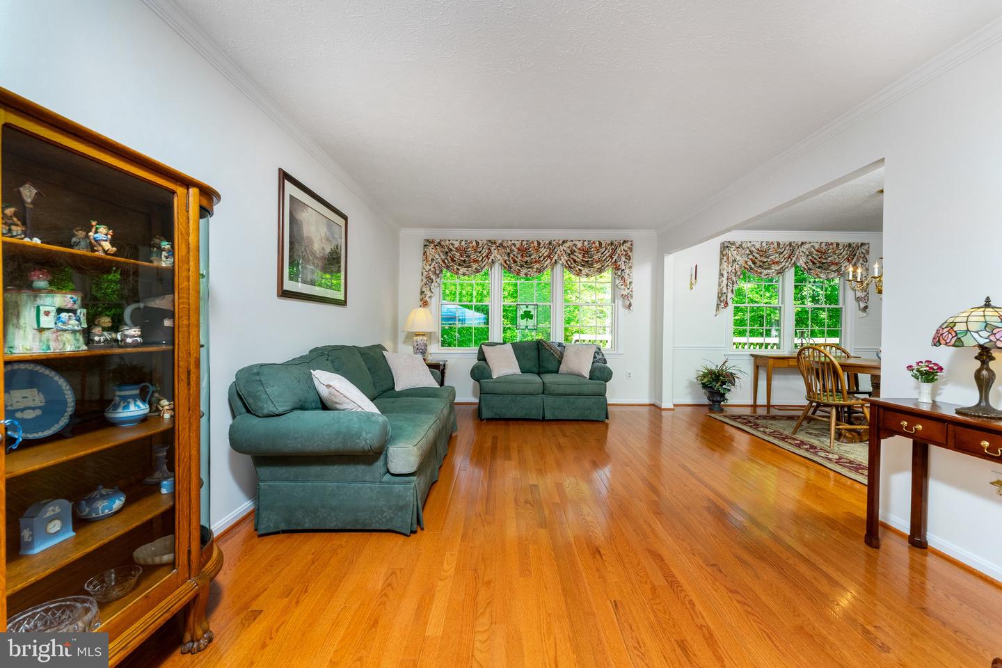 6005 MAKELY DR, FAIRFAX STATION, Virginia 22039, 4 Bedrooms Bedrooms, ,3 BathroomsBathrooms,Residential,For sale,6005 MAKELY DR,VAFX2232334 MLS # VAFX2232334