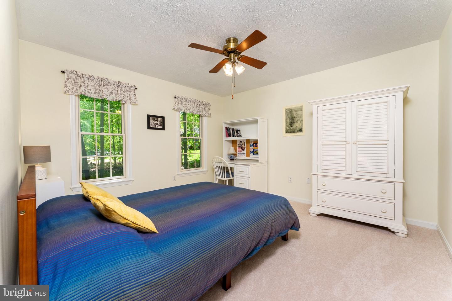 6005 MAKELY DR, FAIRFAX STATION, Virginia 22039, 4 Bedrooms Bedrooms, ,3 BathroomsBathrooms,Residential,For sale,6005 MAKELY DR,VAFX2232334 MLS # VAFX2232334