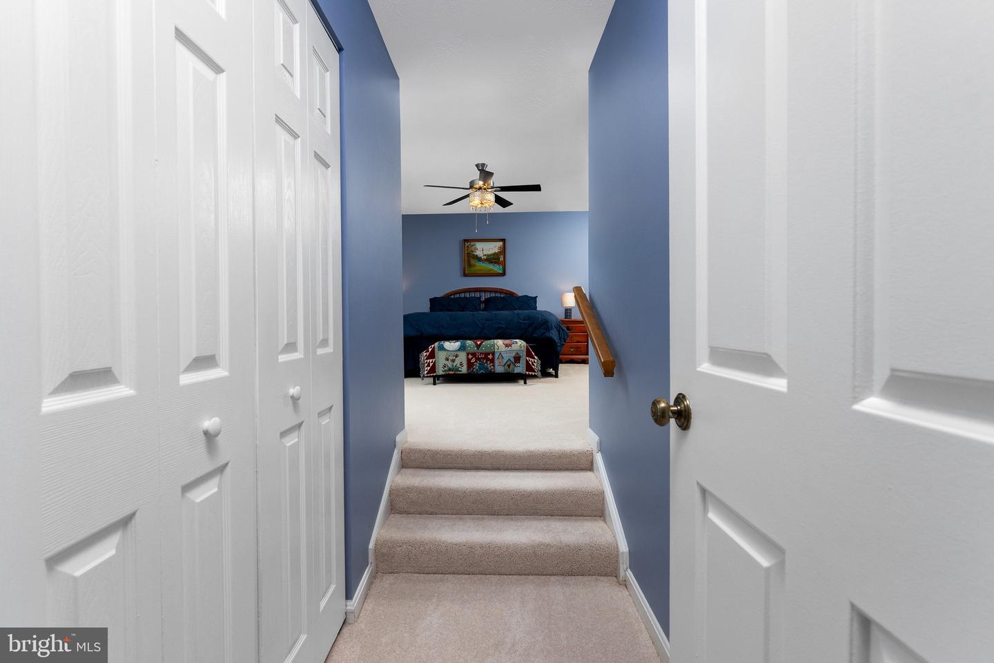 6005 MAKELY DR, FAIRFAX STATION, Virginia 22039, 4 Bedrooms Bedrooms, ,3 BathroomsBathrooms,Residential,For sale,6005 MAKELY DR,VAFX2232334 MLS # VAFX2232334