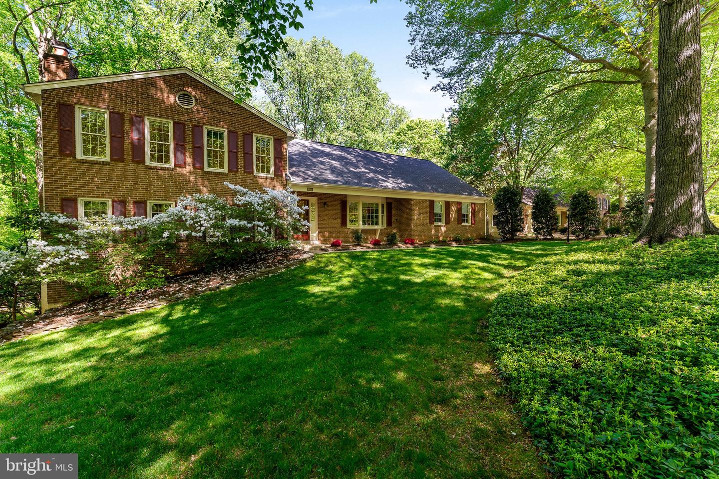 6005 MAKELY DR, FAIRFAX STATION, Virginia 22039, 4 Bedrooms Bedrooms, ,3 BathroomsBathrooms,Residential,For sale,6005 MAKELY DR,VAFX2232334 MLS # VAFX2232334