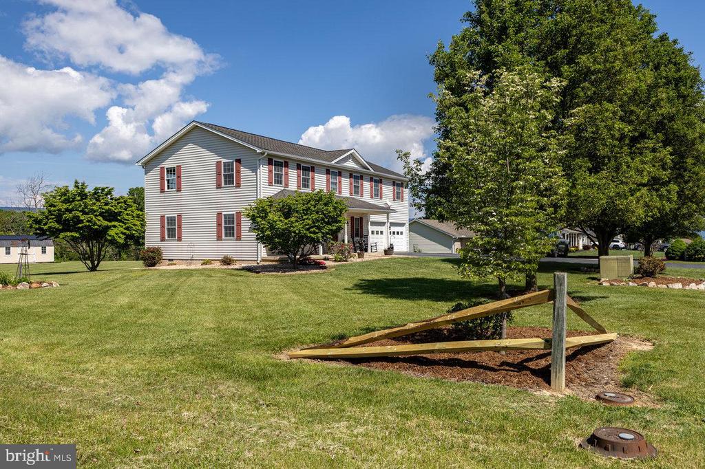 111 DEERFIELD ESTATES DR, STANLEY, Virginia 22851, 4 Bedrooms Bedrooms, ,2 BathroomsBathrooms,Residential,111 DEERFIELD ESTATES DR,VAPA2004860 MLS # VAPA2004860
