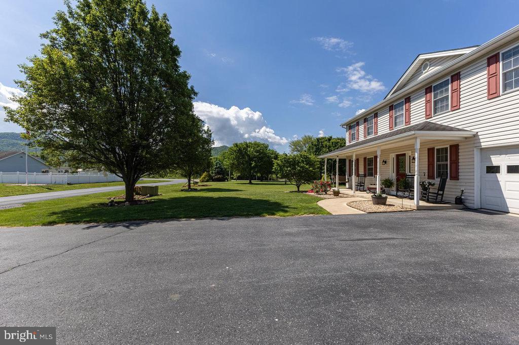 111 DEERFIELD ESTATES DR, STANLEY, Virginia 22851, 4 Bedrooms Bedrooms, ,2 BathroomsBathrooms,Residential,111 DEERFIELD ESTATES DR,VAPA2004860 MLS # VAPA2004860