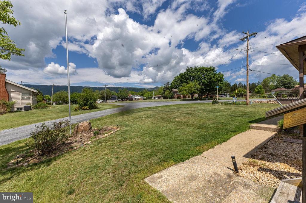 113 DOCK ST, LURAY, Virginia 22835, 3 Bedrooms Bedrooms, ,2 BathroomsBathrooms,Residential,113 DOCK ST,VAPA2004872 MLS # VAPA2004872