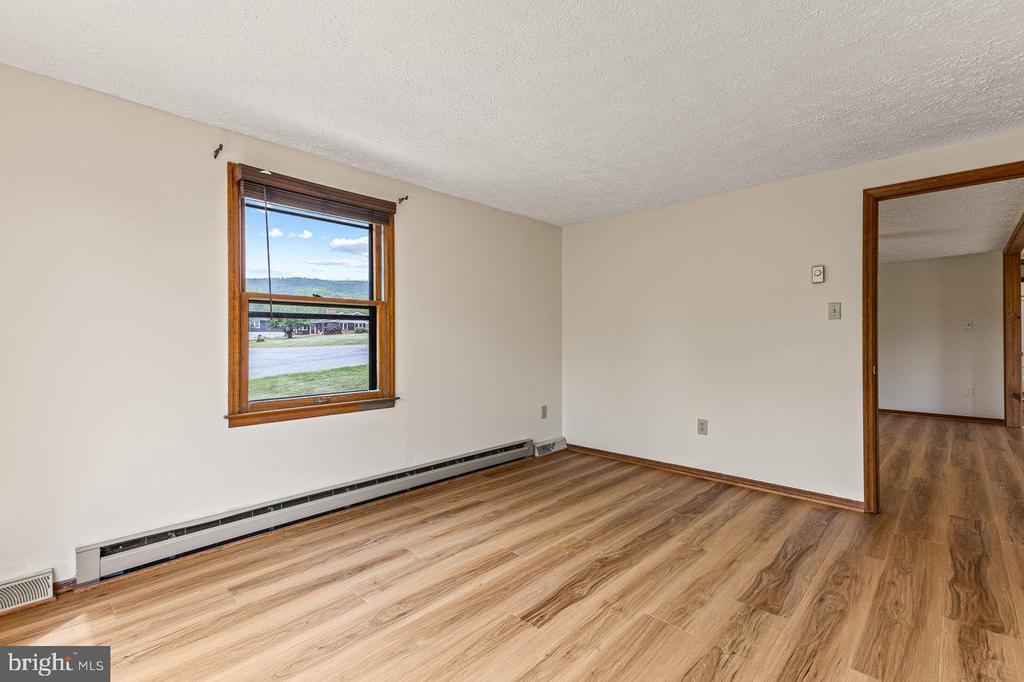 113 DOCK ST, LURAY, Virginia 22835, 3 Bedrooms Bedrooms, ,2 BathroomsBathrooms,Residential,113 DOCK ST,VAPA2004872 MLS # VAPA2004872