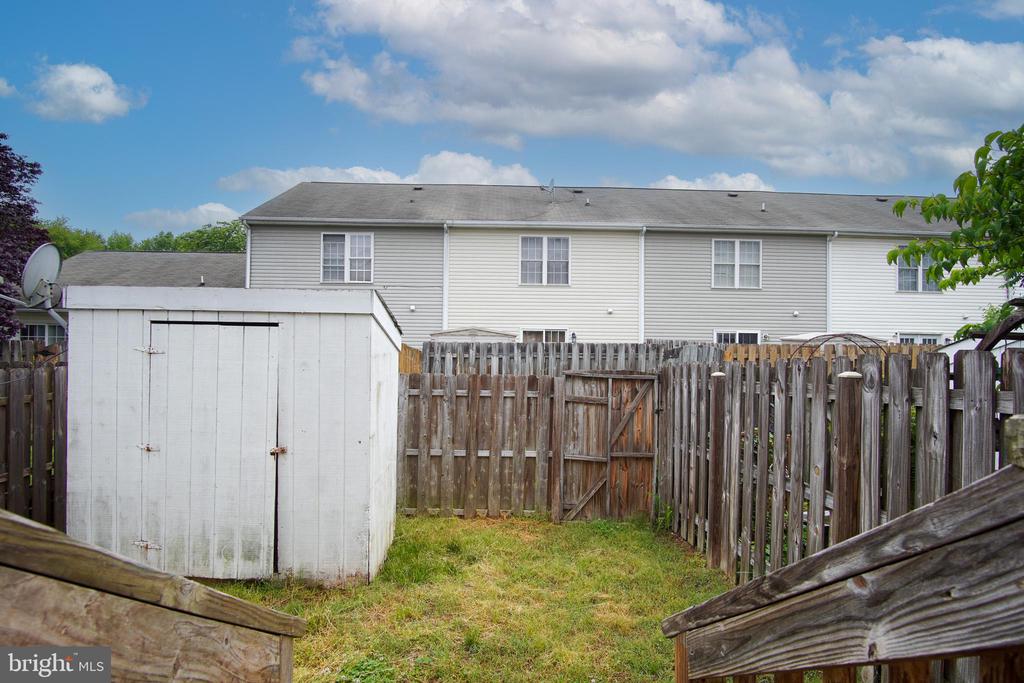 2909 BRIARWOOD LN, FREDERICKSBURG, Virginia 22408, 3 Bedrooms Bedrooms, ,2 BathroomsBathrooms,Residential,BROOKWOOD,2909 BRIARWOOD LN,VASP2032980 MLS # VASP2032980