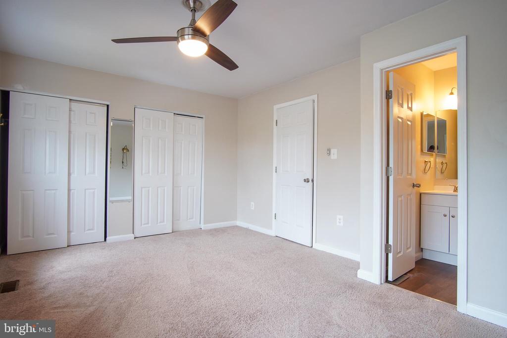 2909 BRIARWOOD LN, FREDERICKSBURG, Virginia 22408, 3 Bedrooms Bedrooms, ,2 BathroomsBathrooms,Residential,BROOKWOOD,2909 BRIARWOOD LN,VASP2032980 MLS # VASP2032980