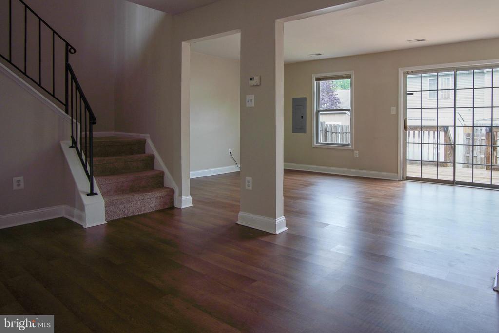 2909 BRIARWOOD LN, FREDERICKSBURG, Virginia 22408, 3 Bedrooms Bedrooms, ,2 BathroomsBathrooms,Residential,BROOKWOOD,2909 BRIARWOOD LN,VASP2032980 MLS # VASP2032980