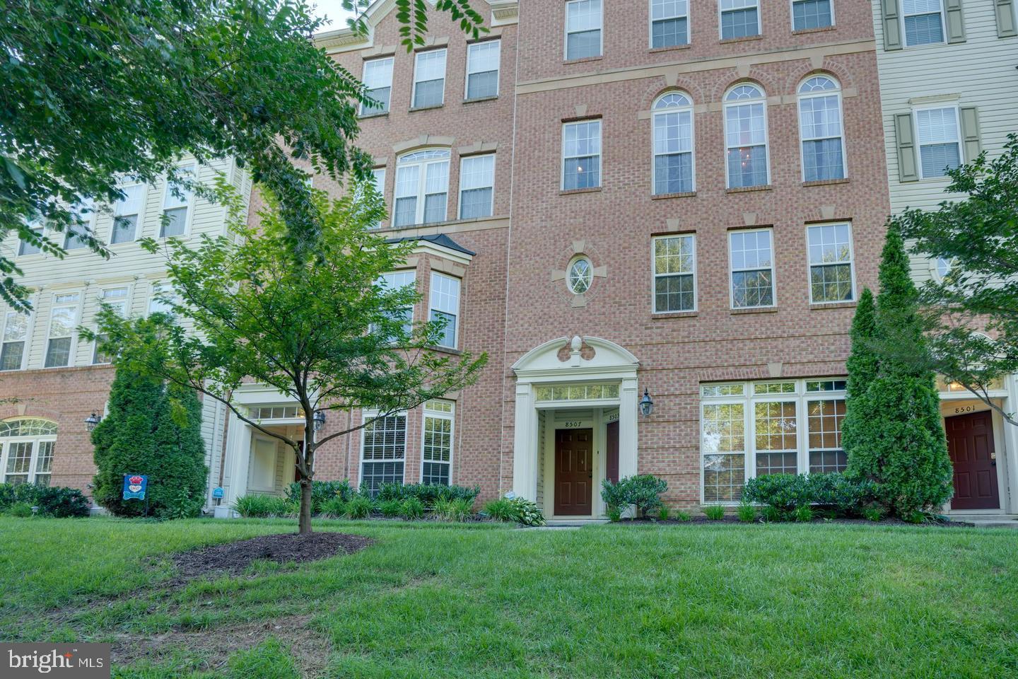 8507 HALLIE ROSE PL #157, ALEXANDRIA, Virginia 22309, 3 Bedrooms Bedrooms, ,2 BathroomsBathrooms,Residential,For sale,8507 HALLIE ROSE PL #157,VAFX2232572 MLS # VAFX2232572
