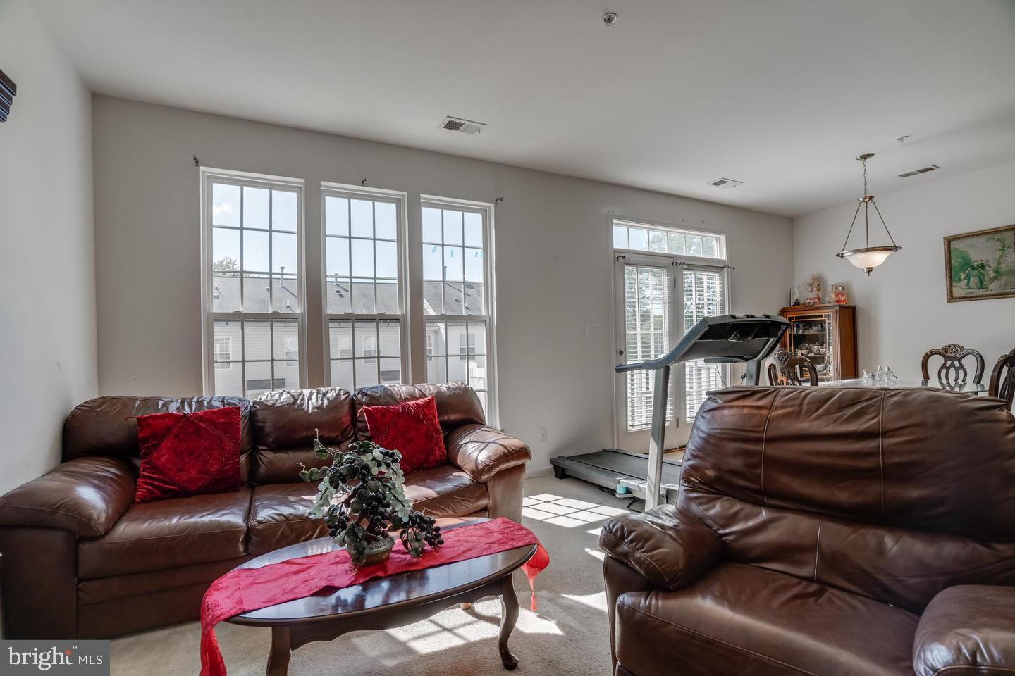 8507 HALLIE ROSE PL #157, ALEXANDRIA, Virginia 22309, 3 Bedrooms Bedrooms, ,2 BathroomsBathrooms,Residential,For sale,8507 HALLIE ROSE PL #157,VAFX2232572 MLS # VAFX2232572