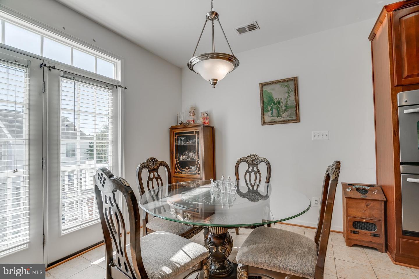 8507 HALLIE ROSE PL #157, ALEXANDRIA, Virginia 22309, 3 Bedrooms Bedrooms, ,2 BathroomsBathrooms,Residential,For sale,8507 HALLIE ROSE PL #157,VAFX2232572 MLS # VAFX2232572