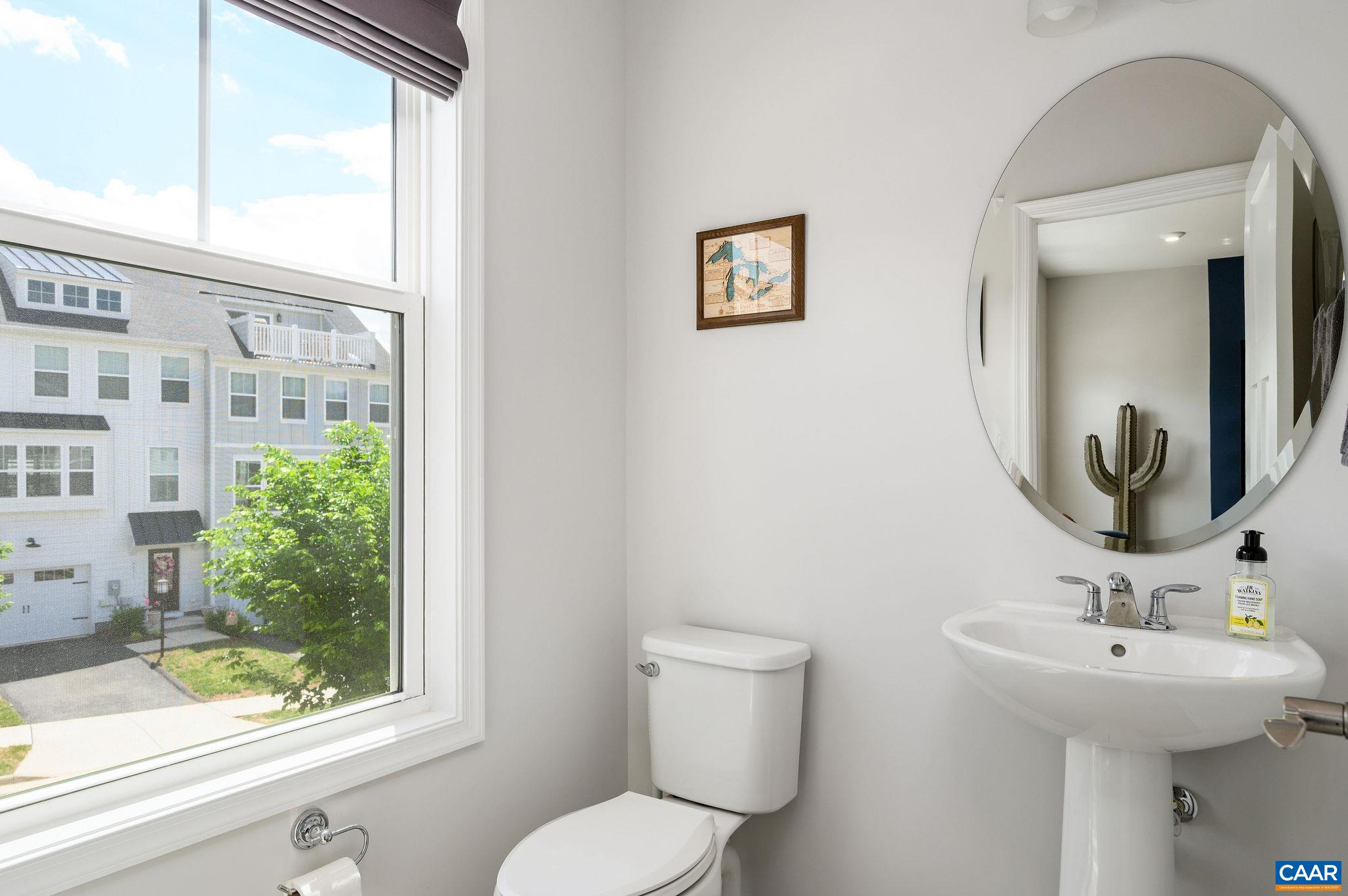 4422 ALSTON ST, CROZET, Virginia 22932, 3 Bedrooms Bedrooms, ,3 BathroomsBathrooms,Residential,ROOF deck, END-unit, 2300 sq ft Pleasant Green tow,4422 ALSTON ST,664263 MLS # 664263