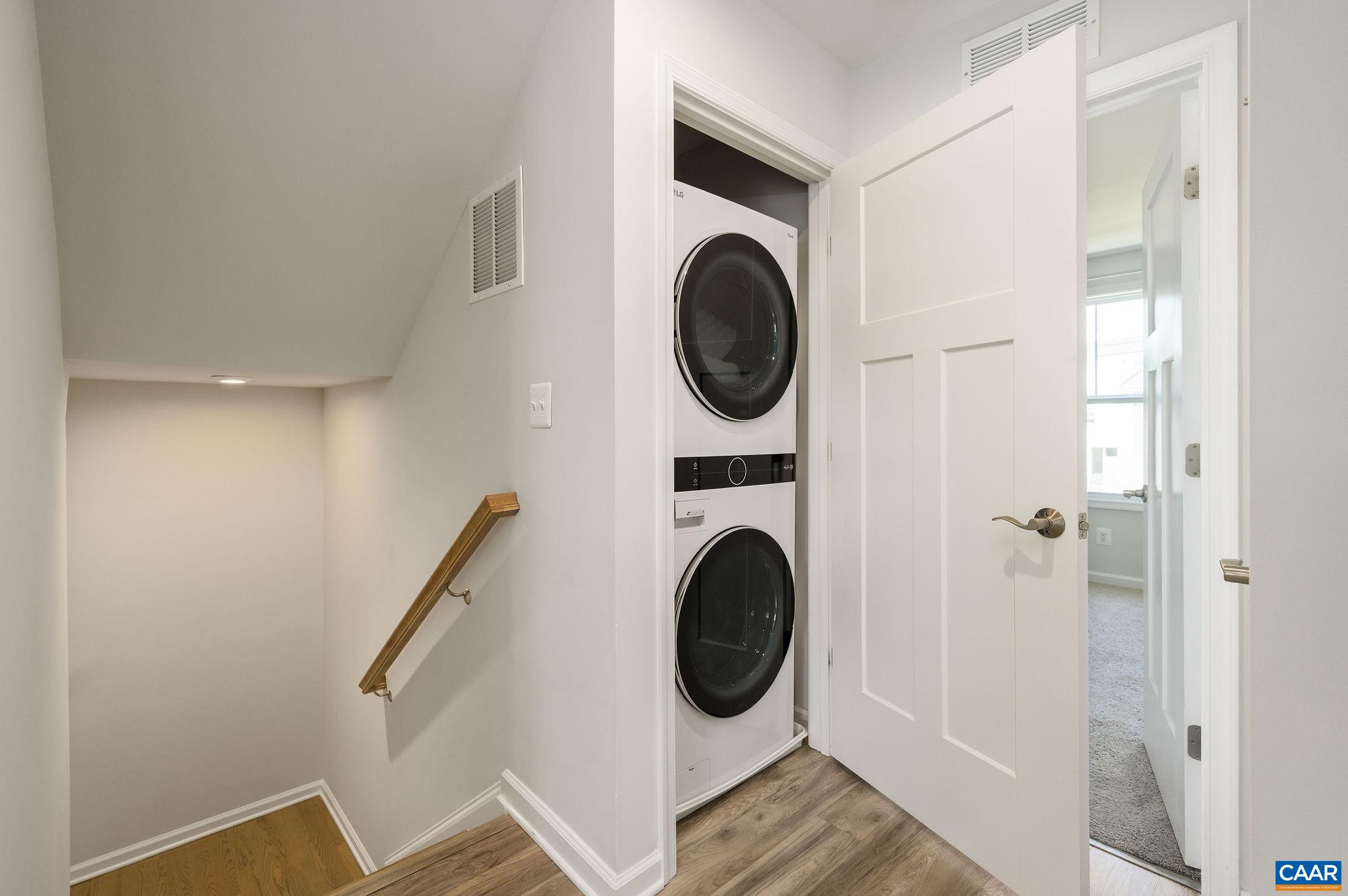 4422 ALSTON ST, CROZET, Virginia 22932, 3 Bedrooms Bedrooms, ,3 BathroomsBathrooms,Residential,ROOF deck, END-unit, 2300 sq ft Pleasant Green tow,4422 ALSTON ST,664263 MLS # 664263