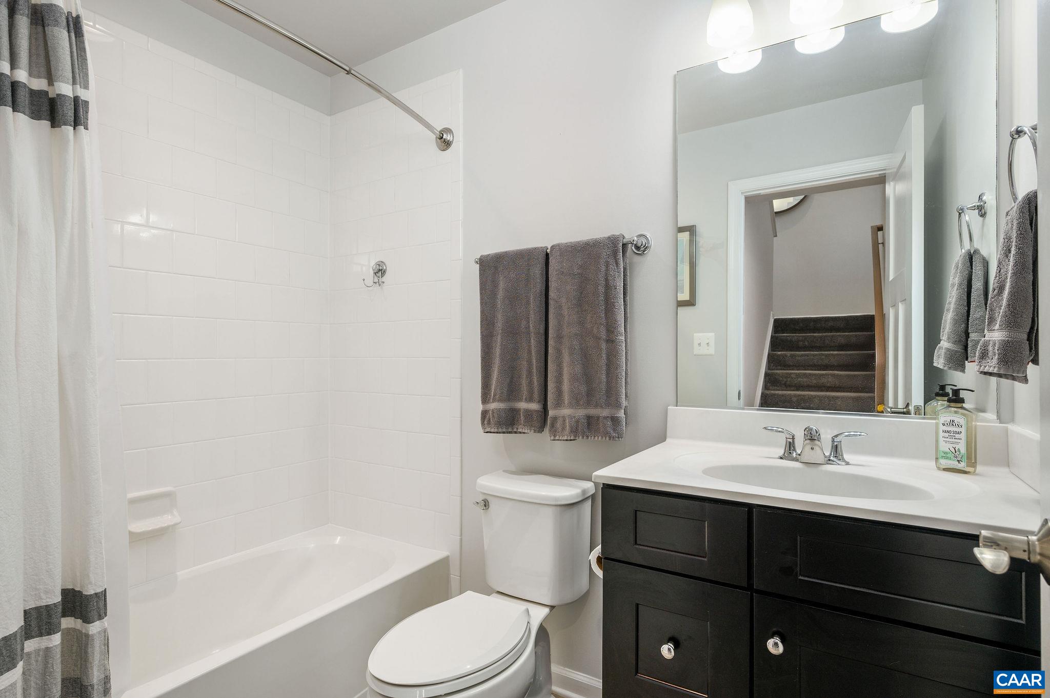 4422 ALSTON ST, CROZET, Virginia 22932, 3 Bedrooms Bedrooms, ,3 BathroomsBathrooms,Residential,ROOF deck, END-unit, 2300 sq ft Pleasant Green tow,4422 ALSTON ST,664263 MLS # 664263