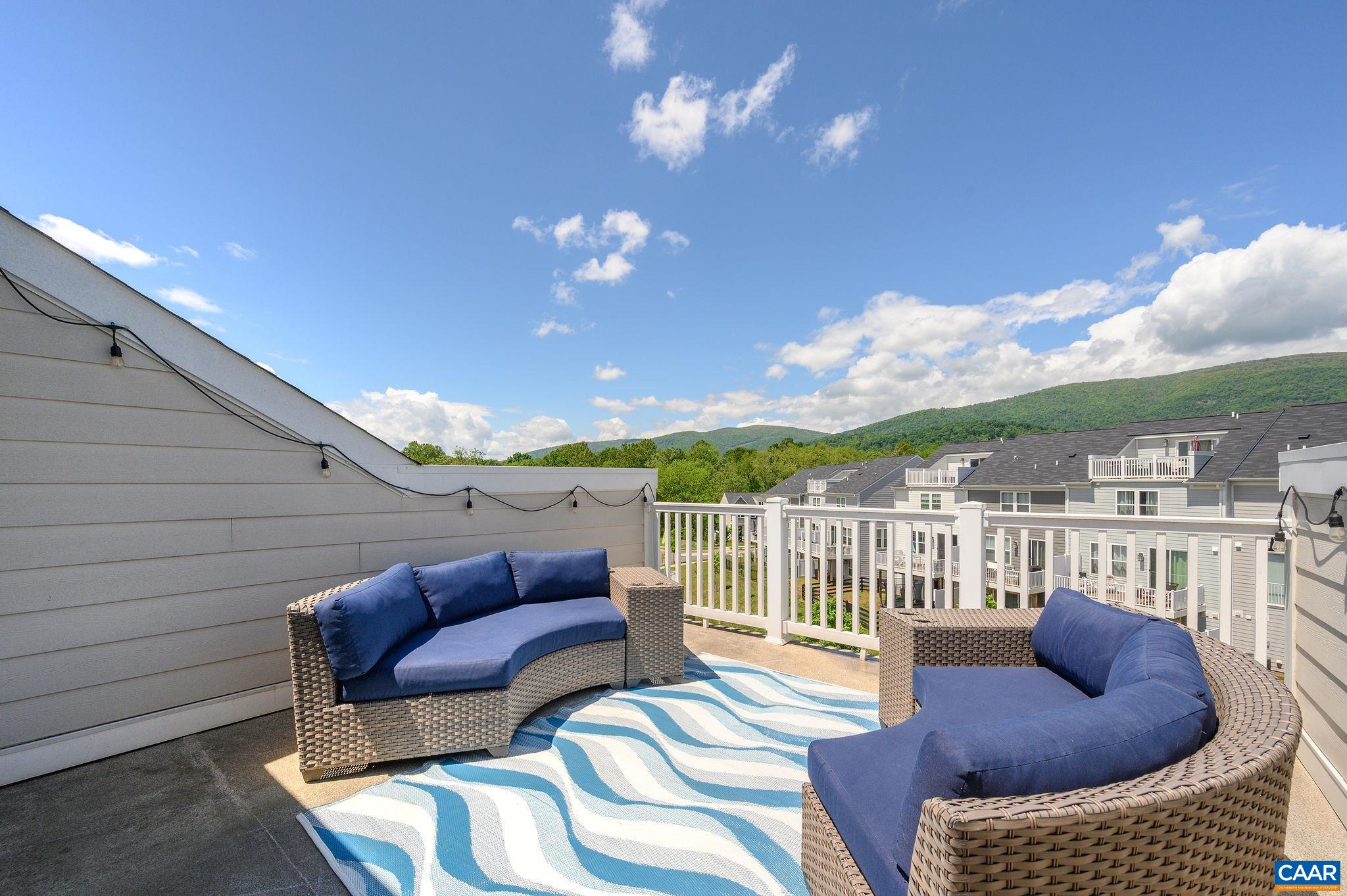 4422 ALSTON ST, CROZET, Virginia 22932, 3 Bedrooms Bedrooms, ,3 BathroomsBathrooms,Residential,ROOF deck, END-unit, 2300 sq ft Pleasant Green tow,4422 ALSTON ST,664263 MLS # 664263