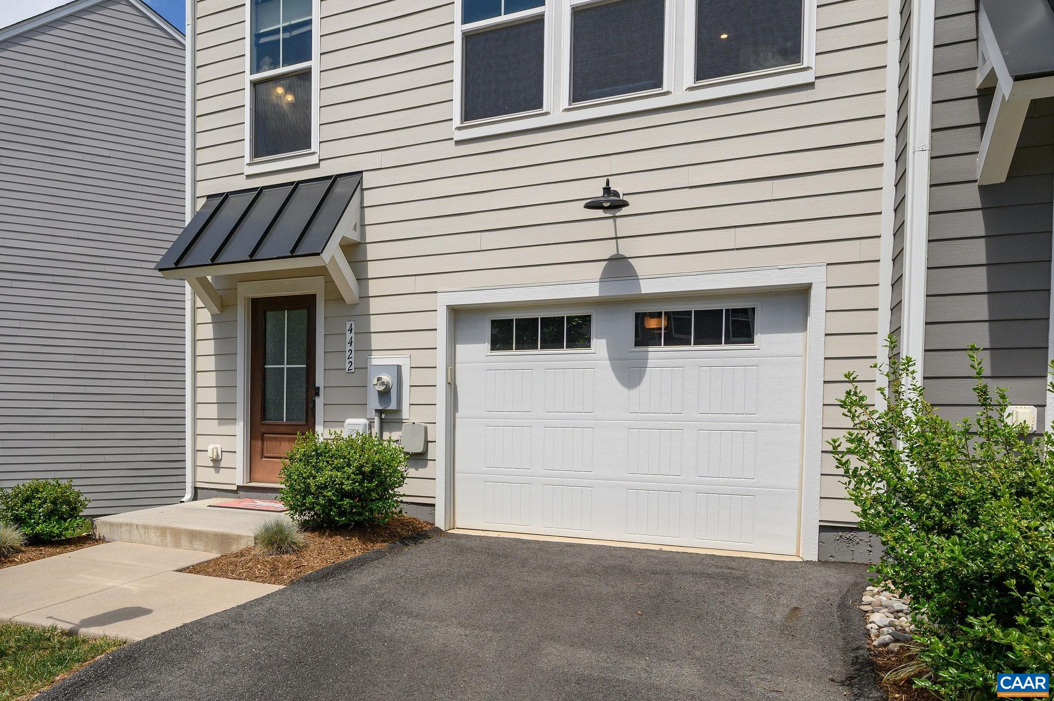 4422 ALSTON ST, CROZET, Virginia 22932, 3 Bedrooms Bedrooms, ,3 BathroomsBathrooms,Residential,ROOF deck, END-unit, 2300 sq ft Pleasant Green tow,4422 ALSTON ST,664263 MLS # 664263