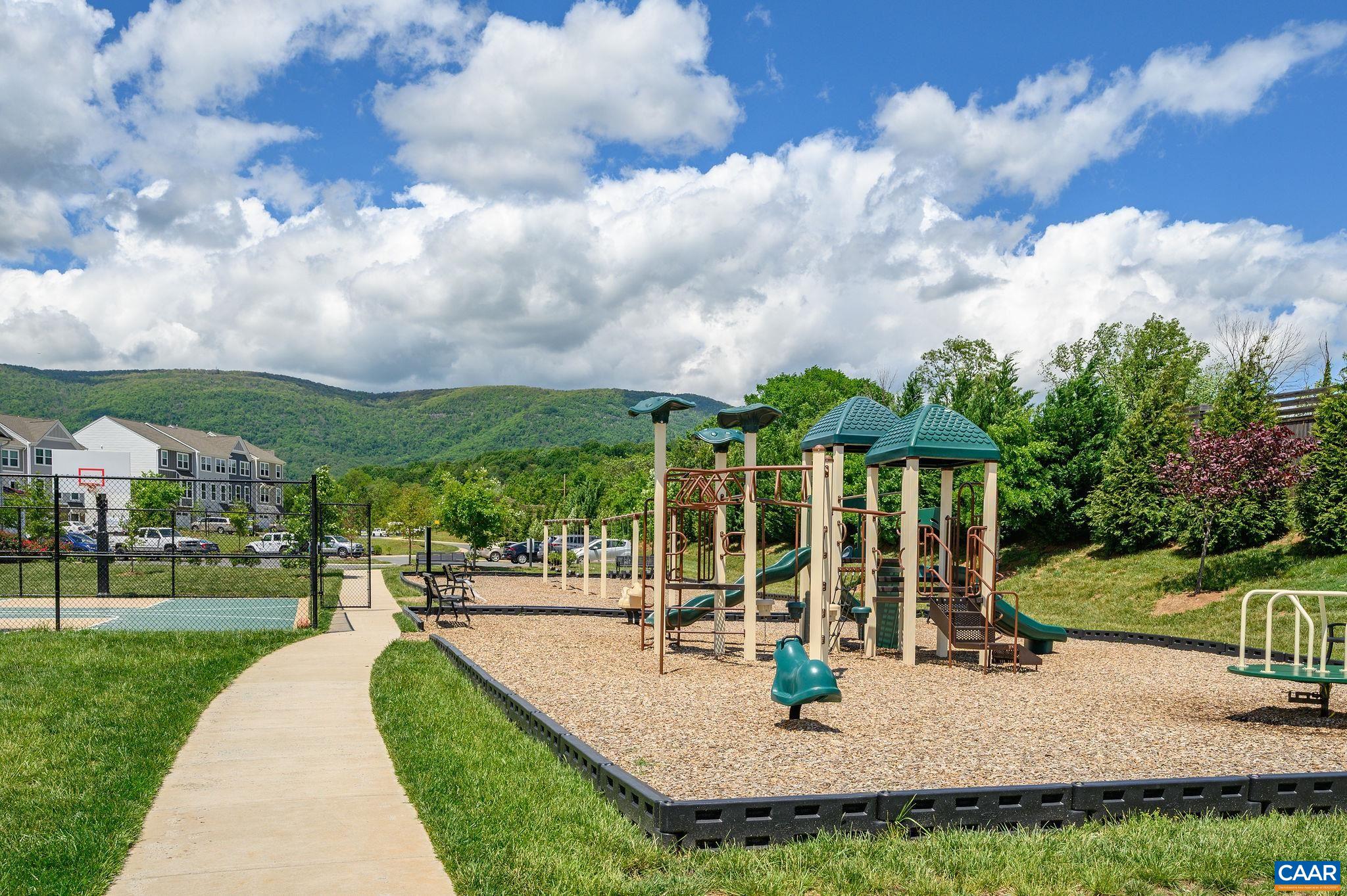4422 ALSTON ST, CROZET, Virginia 22932, 3 Bedrooms Bedrooms, ,3 BathroomsBathrooms,Residential,ROOF deck, END-unit, 2300 sq ft Pleasant Green tow,4422 ALSTON ST,664263 MLS # 664263