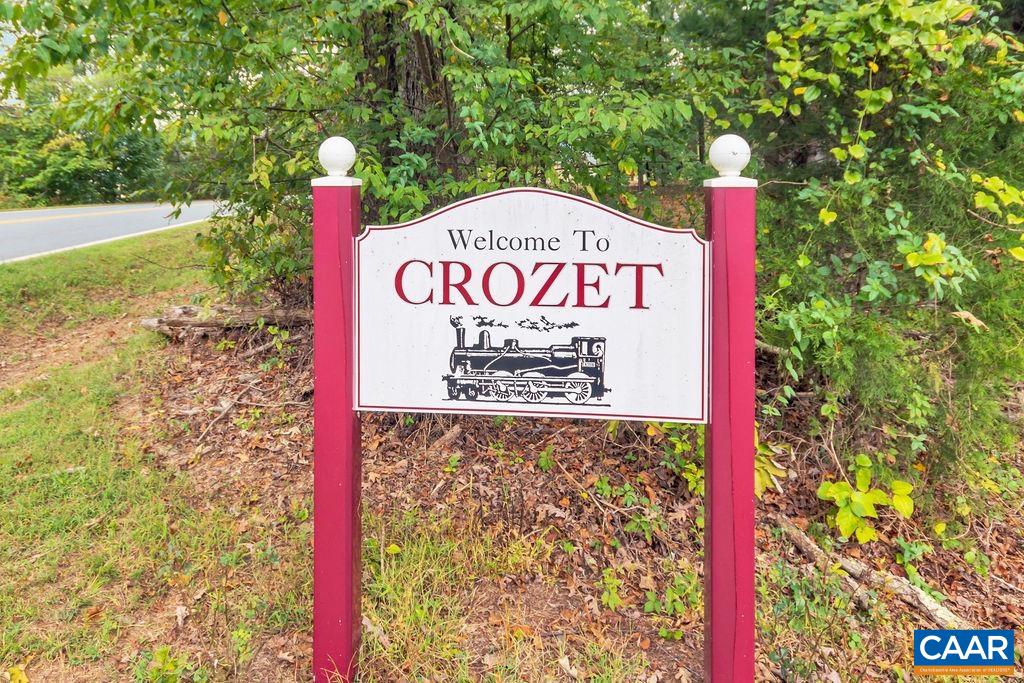 4422 ALSTON ST, CROZET, Virginia 22932, 3 Bedrooms Bedrooms, ,3 BathroomsBathrooms,Residential,ROOF deck, END-unit, 2300 sq ft Pleasant Green tow,4422 ALSTON ST,664263 MLS # 664263