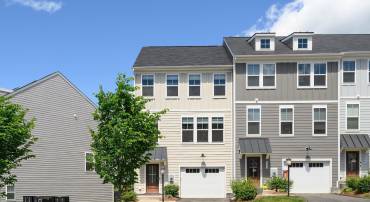 4422 ALSTON ST, CROZET, Virginia 22932, 3 Bedrooms Bedrooms, ,3 BathroomsBathrooms,Residential,ROOF deck, END-unit, 2300 sq ft Pleasant Green tow,4422 ALSTON ST,664263 MLS # 664263