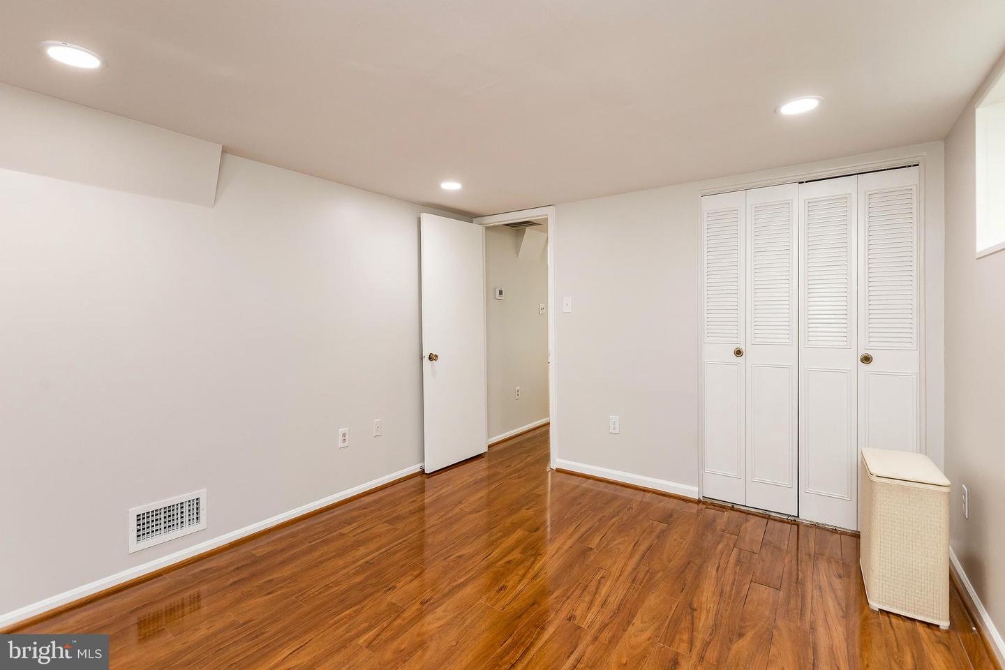 5310 ORCHARDSON CT, FAIRFAX, Virginia 22032, 4 Bedrooms Bedrooms, ,2 BathroomsBathrooms,Residential,For sale,5310 ORCHARDSON CT,VAFX2233078 MLS # VAFX2233078