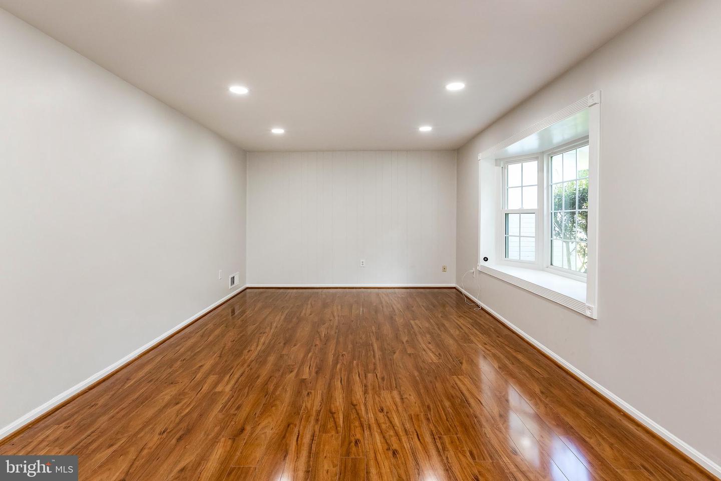 5310 ORCHARDSON CT, FAIRFAX, Virginia 22032, 4 Bedrooms Bedrooms, ,2 BathroomsBathrooms,Residential,For sale,5310 ORCHARDSON CT,VAFX2233078 MLS # VAFX2233078