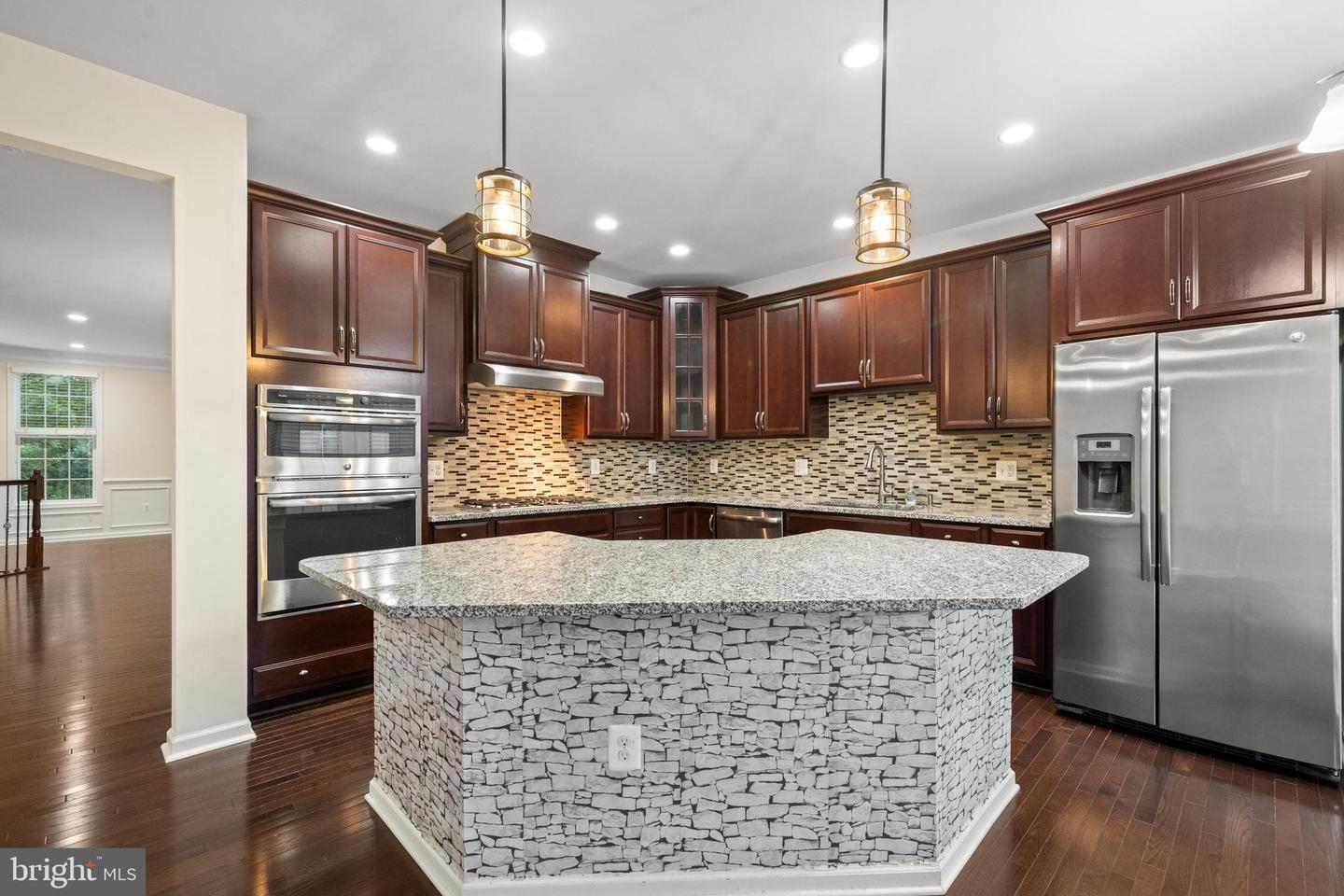 43009 SOUTHVIEW MANOR DR, ASHBURN, Virginia 20148, 4 Bedrooms Bedrooms, ,3 BathroomsBathrooms,Residential,For sale,43009 SOUTHVIEW MANOR DR,VALO2093274 MLS # VALO2093274