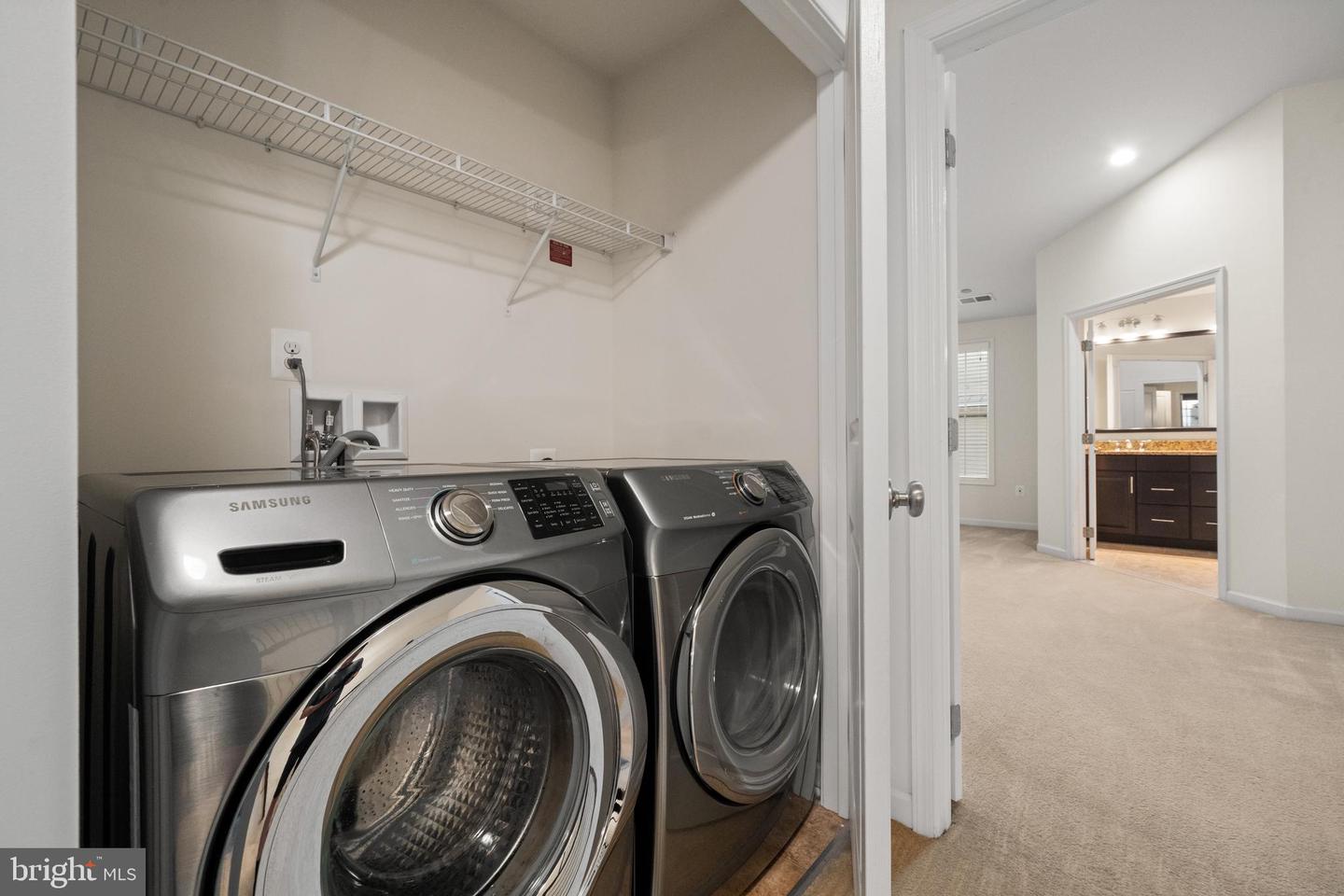 43009 SOUTHVIEW MANOR DR, ASHBURN, Virginia 20148, 4 Bedrooms Bedrooms, ,3 BathroomsBathrooms,Residential,For sale,43009 SOUTHVIEW MANOR DR,VALO2093274 MLS # VALO2093274