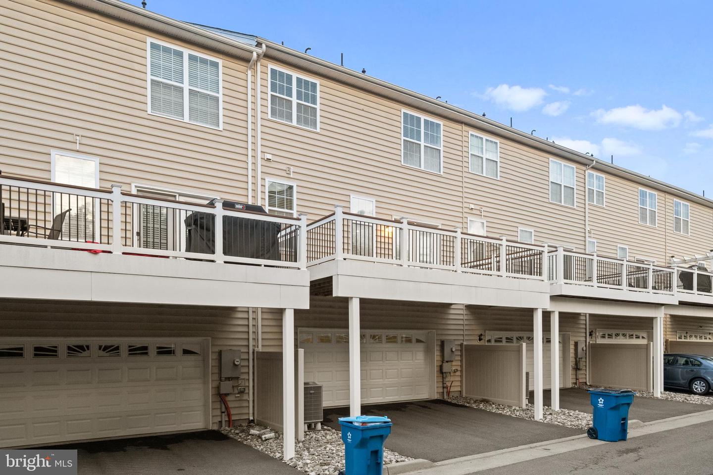43009 SOUTHVIEW MANOR DR, ASHBURN, Virginia 20148, 4 Bedrooms Bedrooms, ,3 BathroomsBathrooms,Residential,For sale,43009 SOUTHVIEW MANOR DR,VALO2093274 MLS # VALO2093274