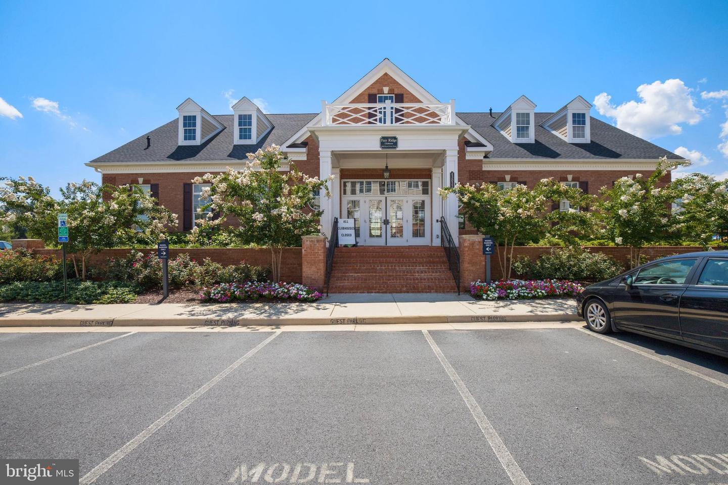 43009 SOUTHVIEW MANOR DR, ASHBURN, Virginia 20148, 4 Bedrooms Bedrooms, ,3 BathroomsBathrooms,Residential,For sale,43009 SOUTHVIEW MANOR DR,VALO2093274 MLS # VALO2093274