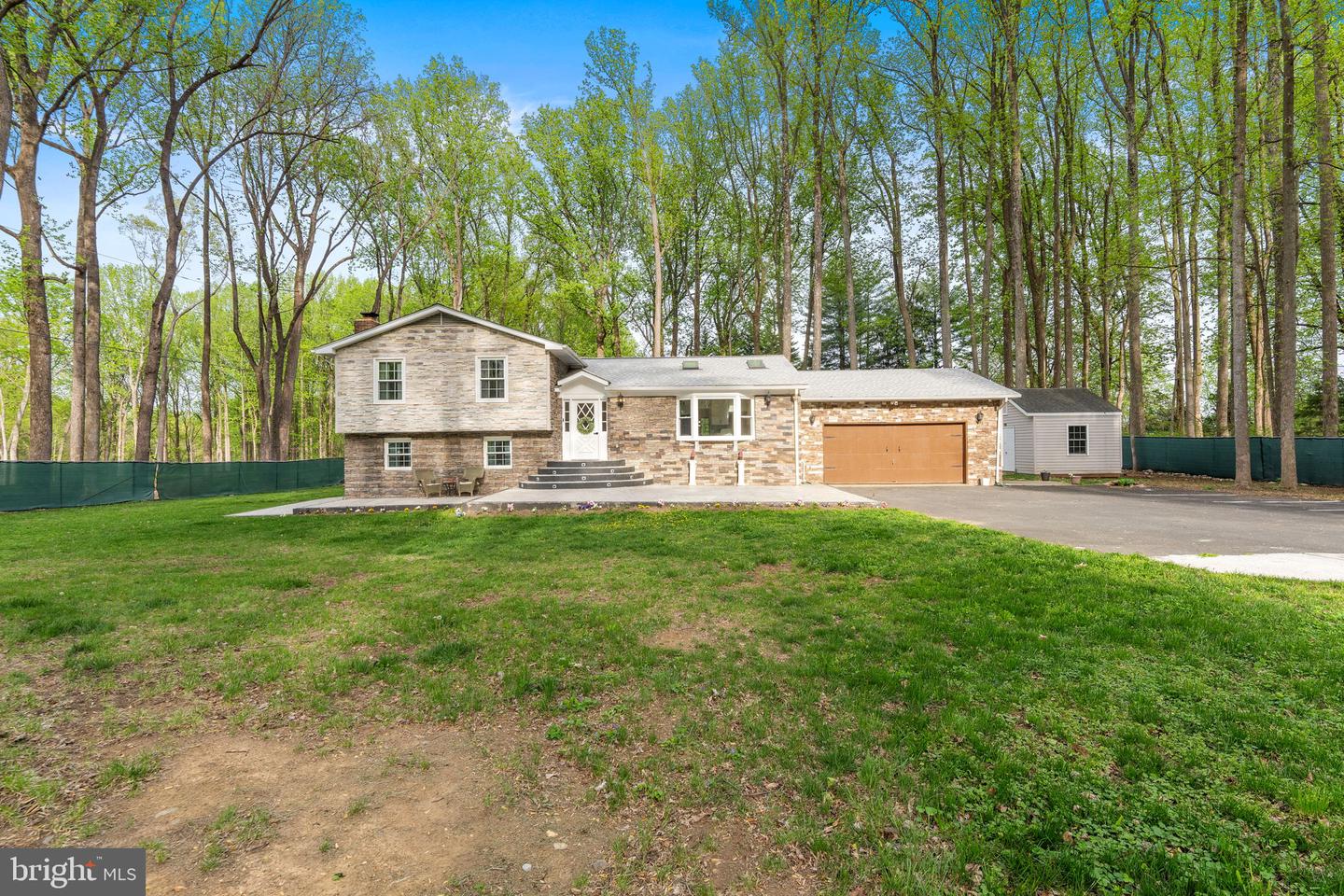 1401 SPRING LAKE DR, HAYMARKET, Virginia 20169, 5 Bedrooms Bedrooms, ,3 BathroomsBathrooms,Residential,For sale,1401 SPRING LAKE DR,VAPW2091540 MLS # VAPW2091540
