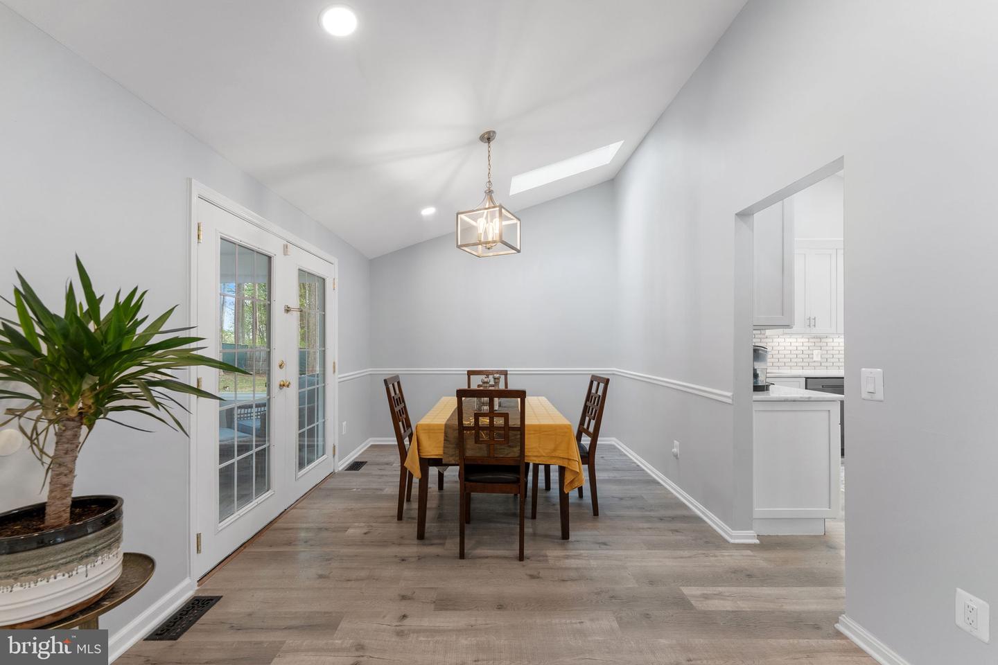 1401 SPRING LAKE DR, HAYMARKET, Virginia 20169, 5 Bedrooms Bedrooms, ,3 BathroomsBathrooms,Residential,For sale,1401 SPRING LAKE DR,VAPW2091540 MLS # VAPW2091540