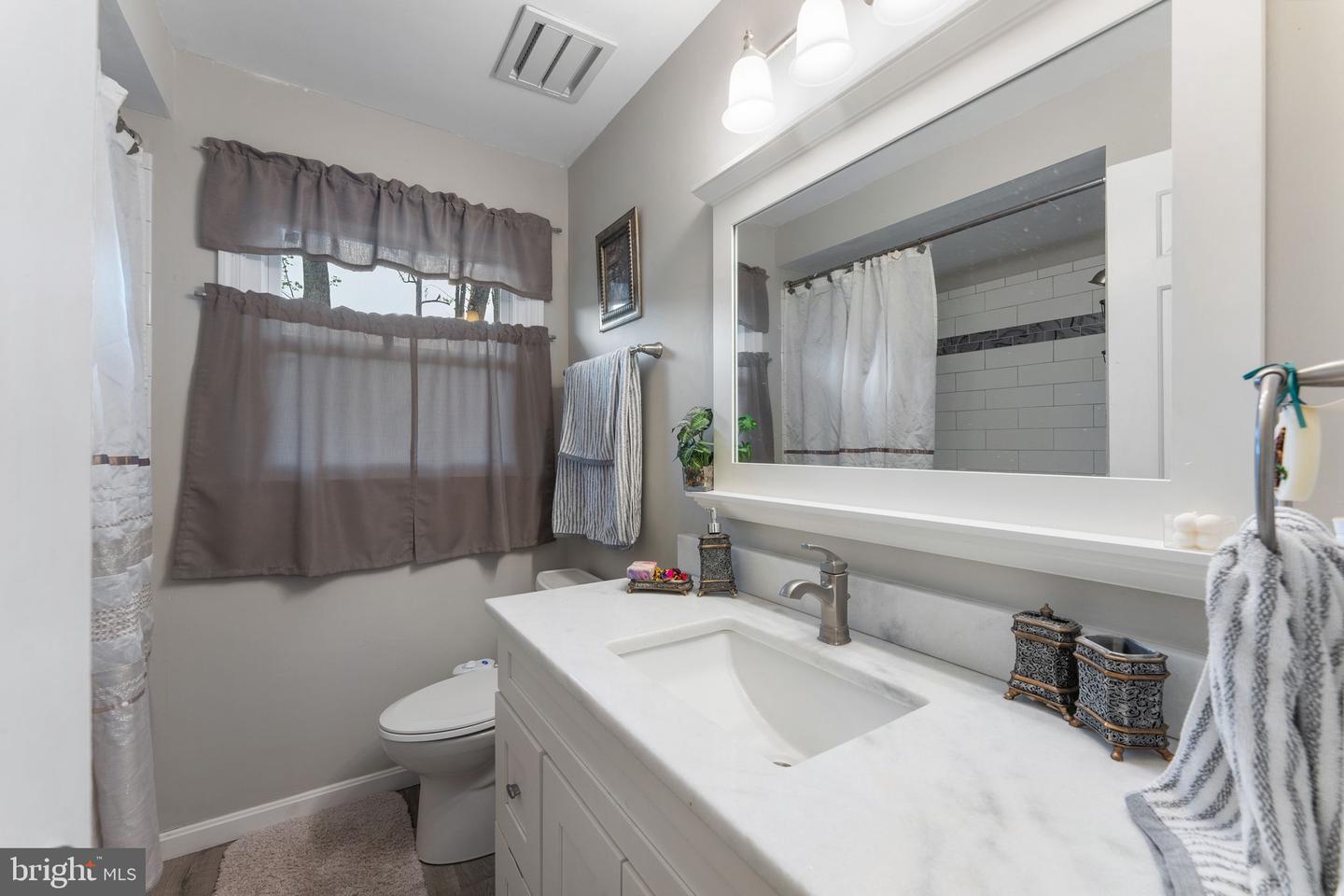 1401 SPRING LAKE DR, HAYMARKET, Virginia 20169, 5 Bedrooms Bedrooms, ,3 BathroomsBathrooms,Residential,For sale,1401 SPRING LAKE DR,VAPW2091540 MLS # VAPW2091540