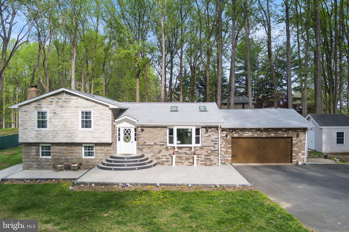 1401 SPRING LAKE DR, HAYMARKET, Virginia 20169, 5 Bedrooms Bedrooms, ,3 BathroomsBathrooms,Residential,For sale,1401 SPRING LAKE DR,VAPW2091540 MLS # VAPW2091540