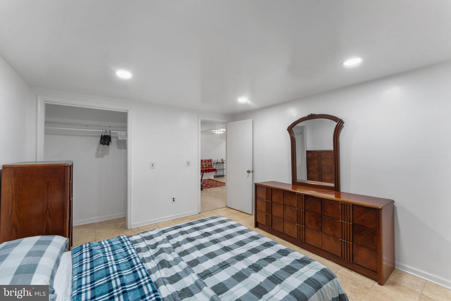 1401 SPRING LAKE DR, HAYMARKET, Virginia 20169, 5 Bedrooms Bedrooms, ,3 BathroomsBathrooms,Residential,For sale,1401 SPRING LAKE DR,VAPW2091540 MLS # VAPW2091540