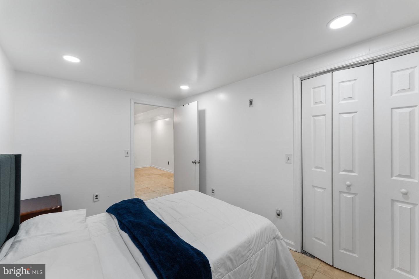 1401 SPRING LAKE DR, HAYMARKET, Virginia 20169, 5 Bedrooms Bedrooms, ,3 BathroomsBathrooms,Residential,For sale,1401 SPRING LAKE DR,VAPW2091540 MLS # VAPW2091540