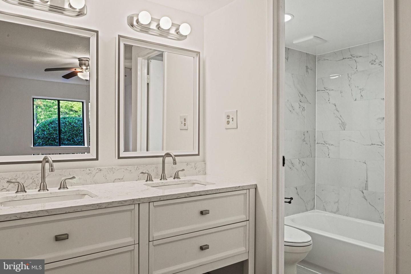 609 CENTER ST #T2, HERNDON, Virginia 20170, 1 Bedroom Bedrooms, ,1 BathroomBathrooms,Residential,For sale,609 CENTER ST #T2,VAFX2233506 MLS # VAFX2233506