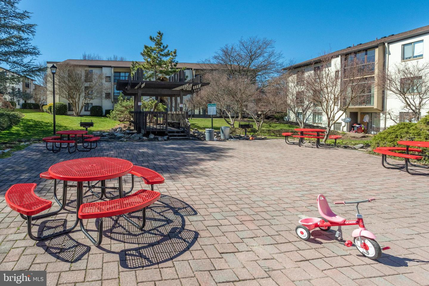 609 CENTER ST #T2, HERNDON, Virginia 20170, 1 Bedroom Bedrooms, ,1 BathroomBathrooms,Residential,For sale,609 CENTER ST #T2,VAFX2233506 MLS # VAFX2233506