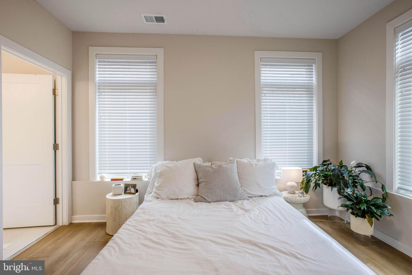 1669 BANDIT LOOP #107A, RESTON, Virginia 20190, 2 Bedrooms Bedrooms, ,2 BathroomsBathrooms,Residential,For sale,1669 BANDIT LOOP #107A,VAFX2233866 MLS # VAFX2233866