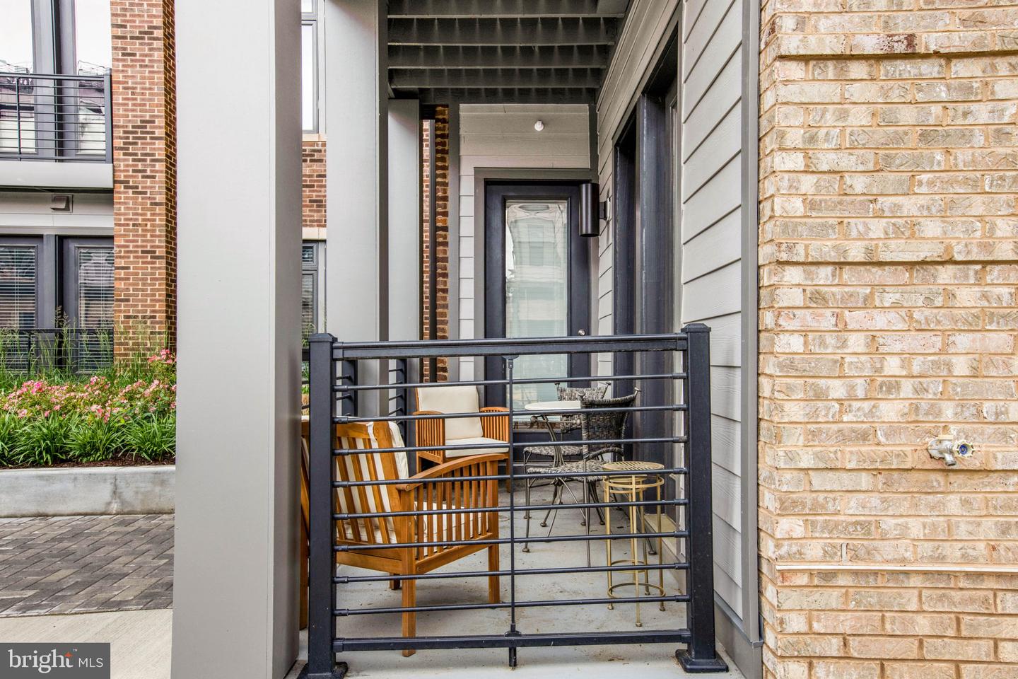 1669 BANDIT LOOP #107A, RESTON, Virginia 20190, 2 Bedrooms Bedrooms, ,2 BathroomsBathrooms,Residential,For sale,1669 BANDIT LOOP #107A,VAFX2233866 MLS # VAFX2233866