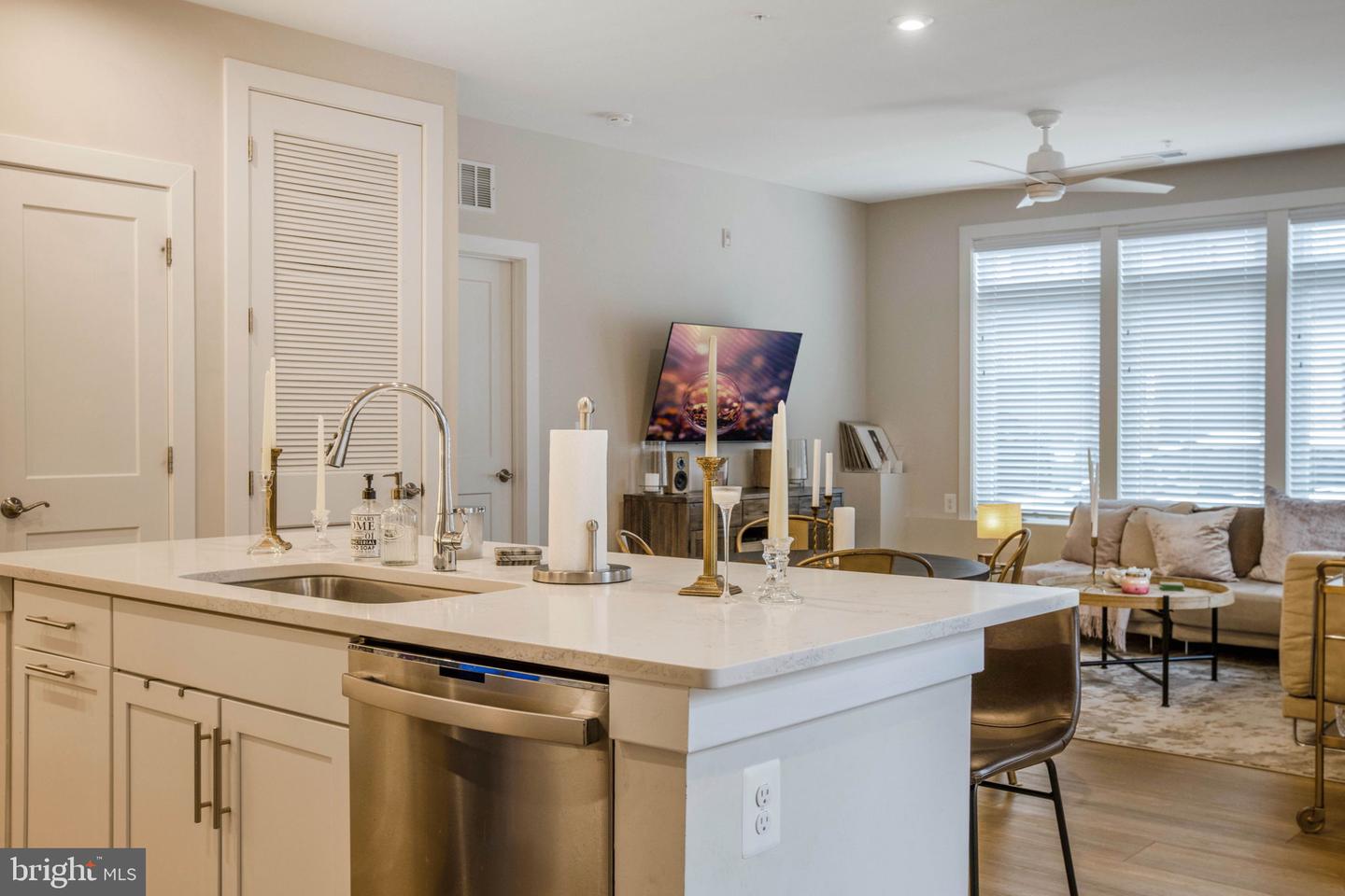 1669 BANDIT LOOP #107A, RESTON, Virginia 20190, 2 Bedrooms Bedrooms, ,2 BathroomsBathrooms,Residential,For sale,1669 BANDIT LOOP #107A,VAFX2233866 MLS # VAFX2233866