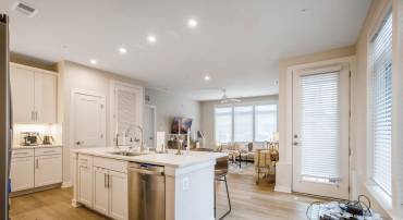 1669 BANDIT LOOP #107A, RESTON, Virginia 20190, 2 Bedrooms Bedrooms, ,2 BathroomsBathrooms,Residential,For sale,1669 BANDIT LOOP #107A,VAFX2233866 MLS # VAFX2233866
