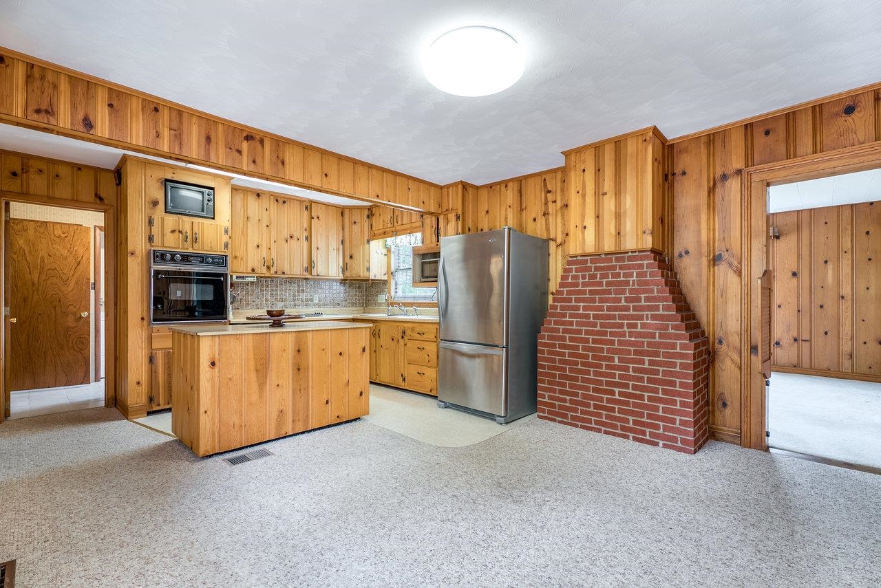 2860 UPHILL DR, BROADWAY, Virginia 22815, 4 Bedrooms Bedrooms, ,2 BathroomsBathrooms,Residential,Estate of Claranell W Robin,2860 UPHILL DR,664330 MLS # 664330