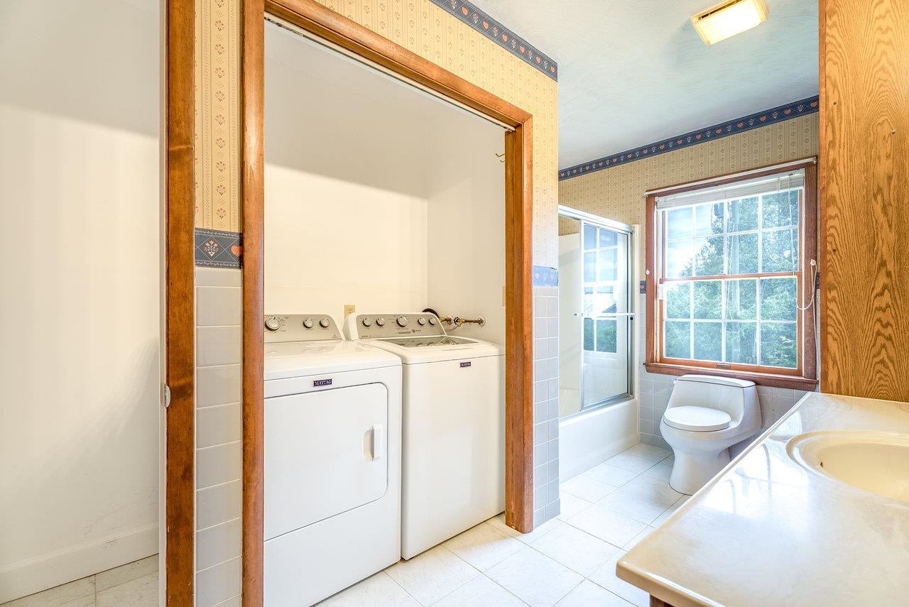 2860 UPHILL DR, BROADWAY, Virginia 22815, 4 Bedrooms Bedrooms, ,2 BathroomsBathrooms,Residential,Estate of Claranell W Robin,2860 UPHILL DR,664330 MLS # 664330