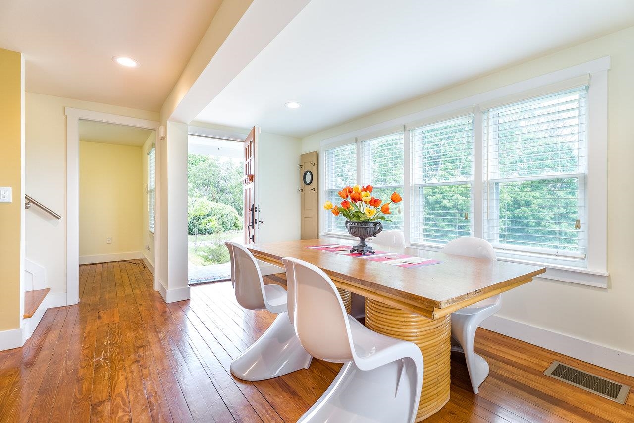 2860 UPHILL DR, BROADWAY, Virginia 22815, 4 Bedrooms Bedrooms, ,2 BathroomsBathrooms,Residential,Estate of Claranell W Robin,2860 UPHILL DR,664330 MLS # 664330