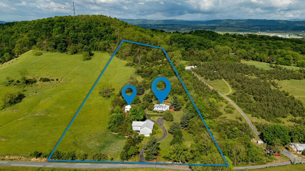 2860 UPHILL DR, BROADWAY, Virginia 22815, 4 Bedrooms Bedrooms, ,2 BathroomsBathrooms,Residential,Estate of Claranell W Robin,2860 UPHILL DR,664330 MLS # 664330