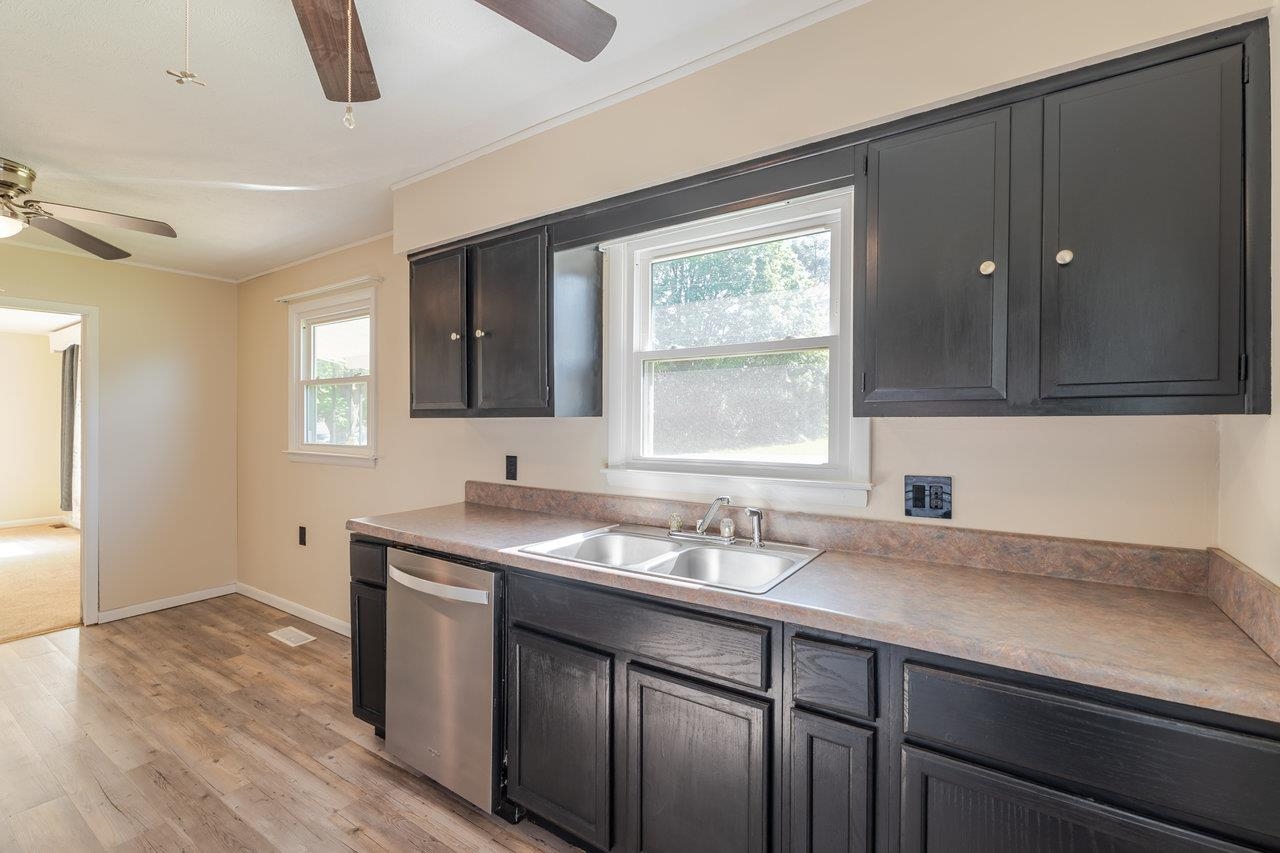 109 JACKSON AVE, ELKTON, Virginia 22827, 3 Bedrooms Bedrooms, ,1 BathroomBathrooms,Residential,109 JACKSON AVE,664333 MLS # 664333