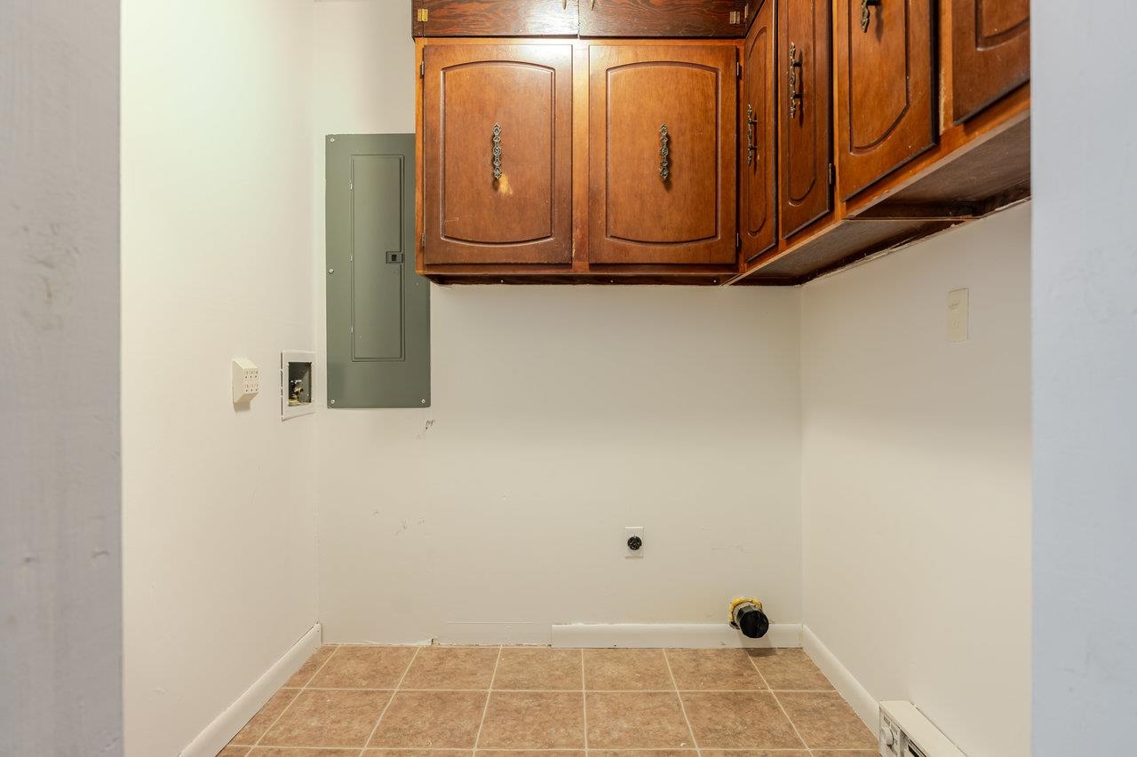 109 JACKSON AVE, ELKTON, Virginia 22827, 3 Bedrooms Bedrooms, ,1 BathroomBathrooms,Residential,109 JACKSON AVE,664333 MLS # 664333